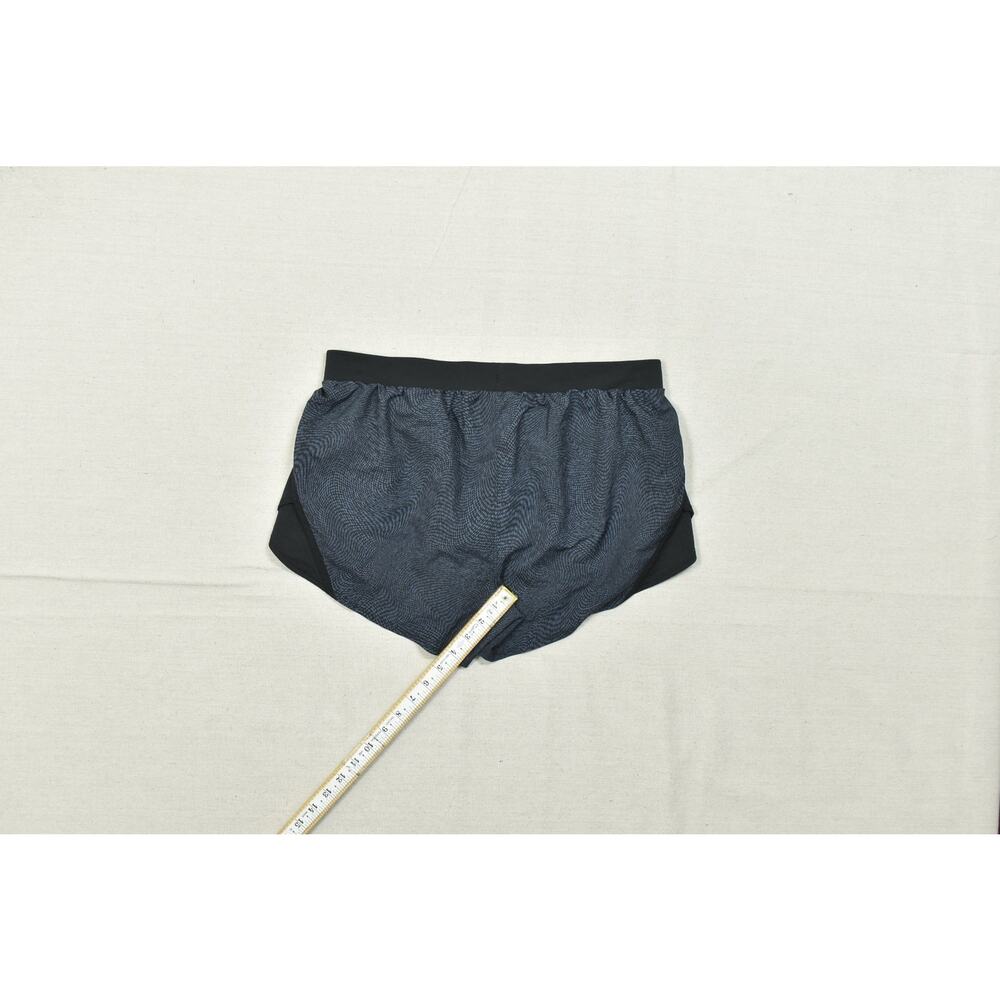 Under Armour Women's HeatGear Fly By 2.0 Running Shorts Gray Printed Size Large - Picture 4 of 8